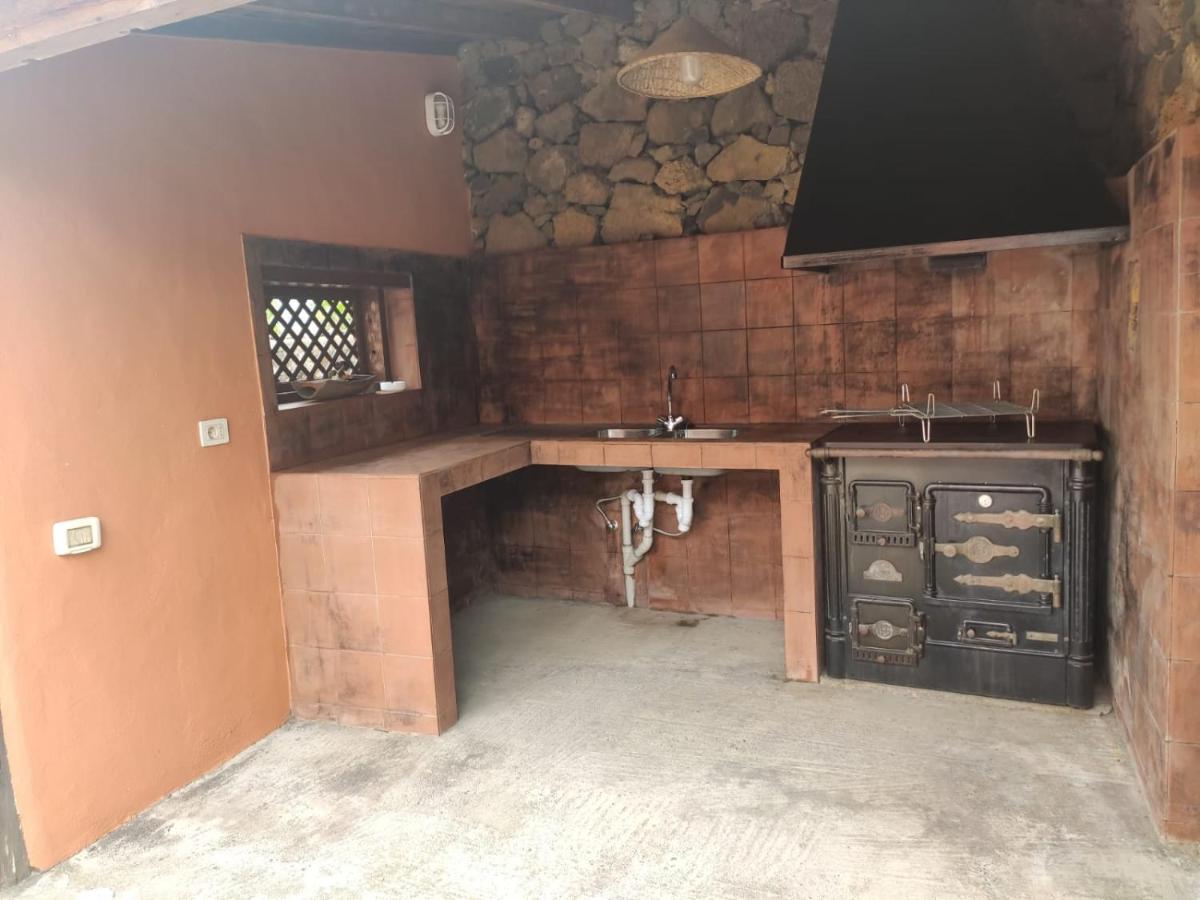 Casa Rural El Brezal Brena Alta Ngoại thất bức ảnh
